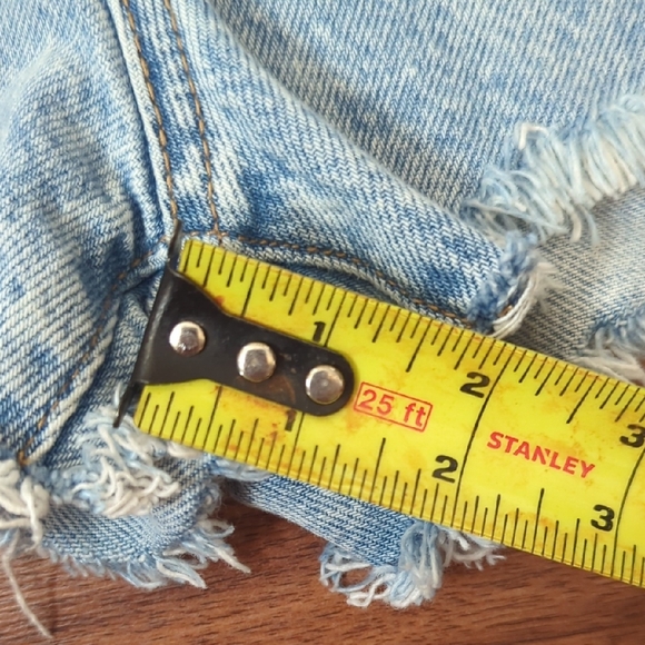 Aeropostale Boyfriend Patchwork Short Light Wash Denim- Size 4- Rainbow Love - Picture 6 of 7